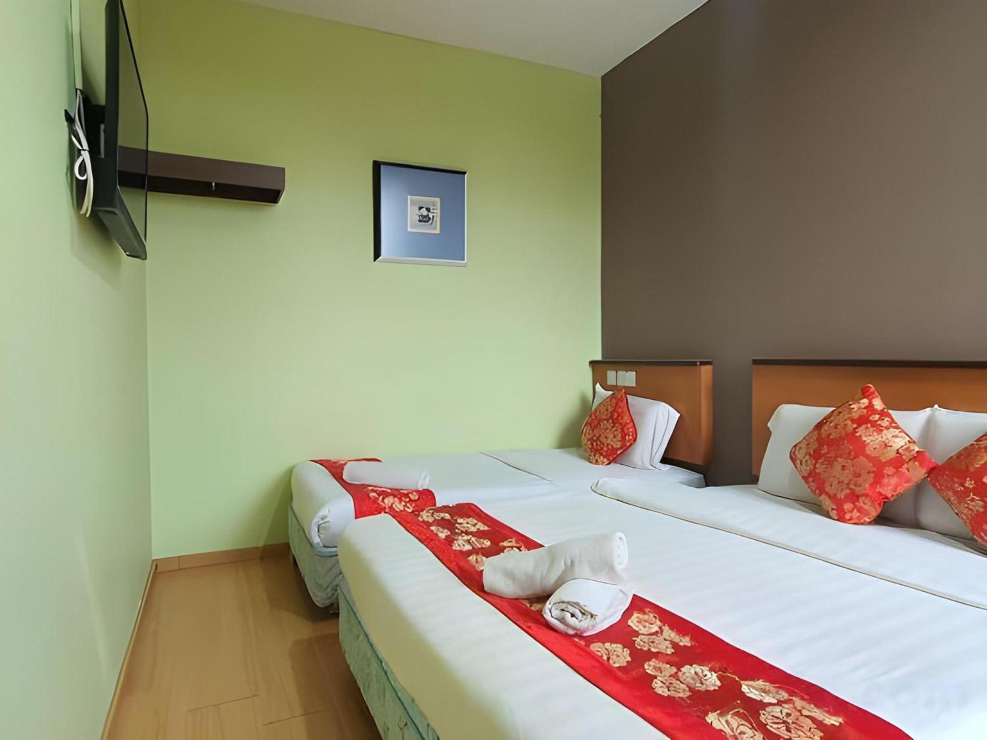 Oyo 90964 Melody 88 Inn Miri Extérieur photo