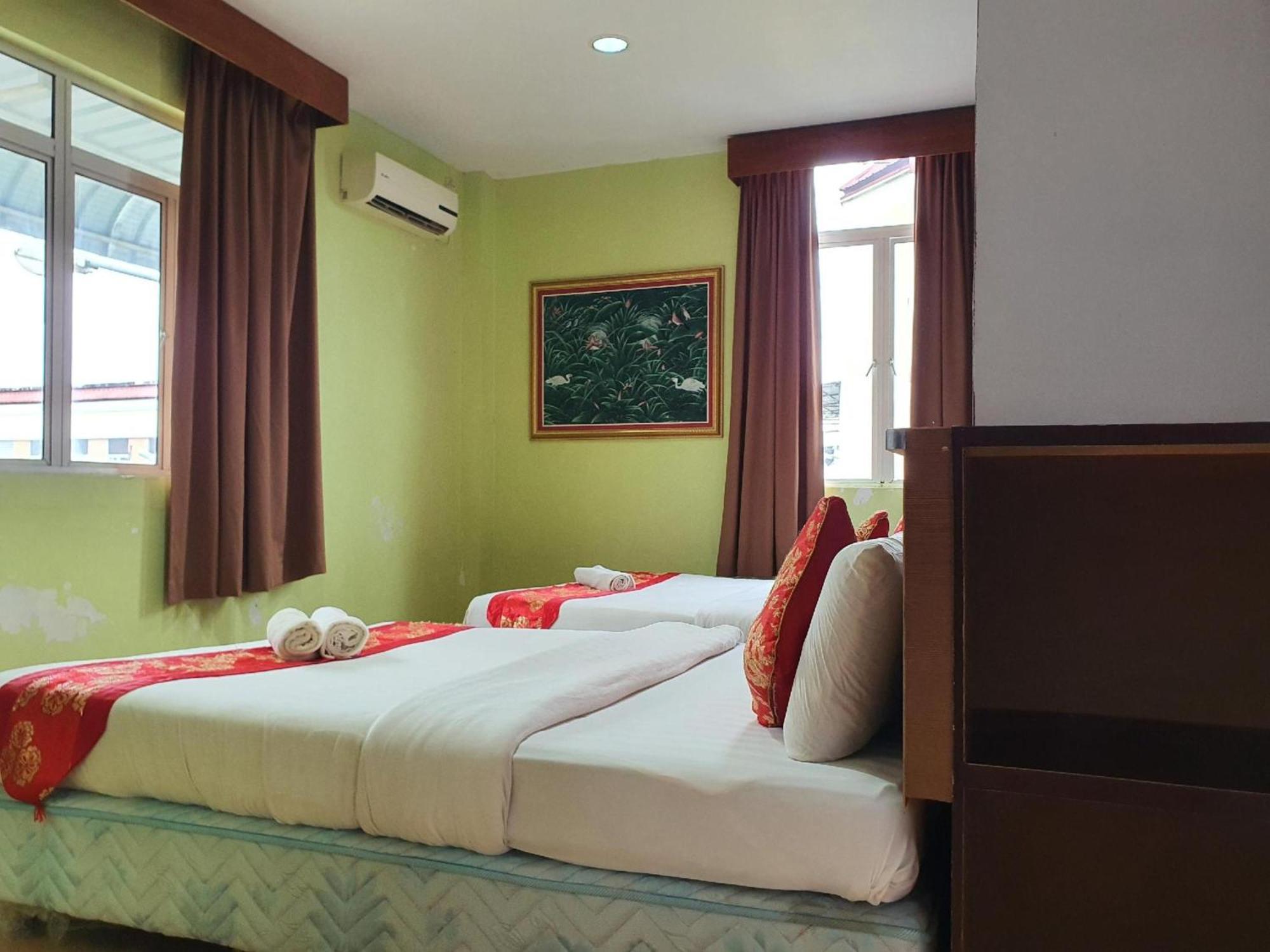 Oyo 90964 Melody 88 Inn Miri Extérieur photo