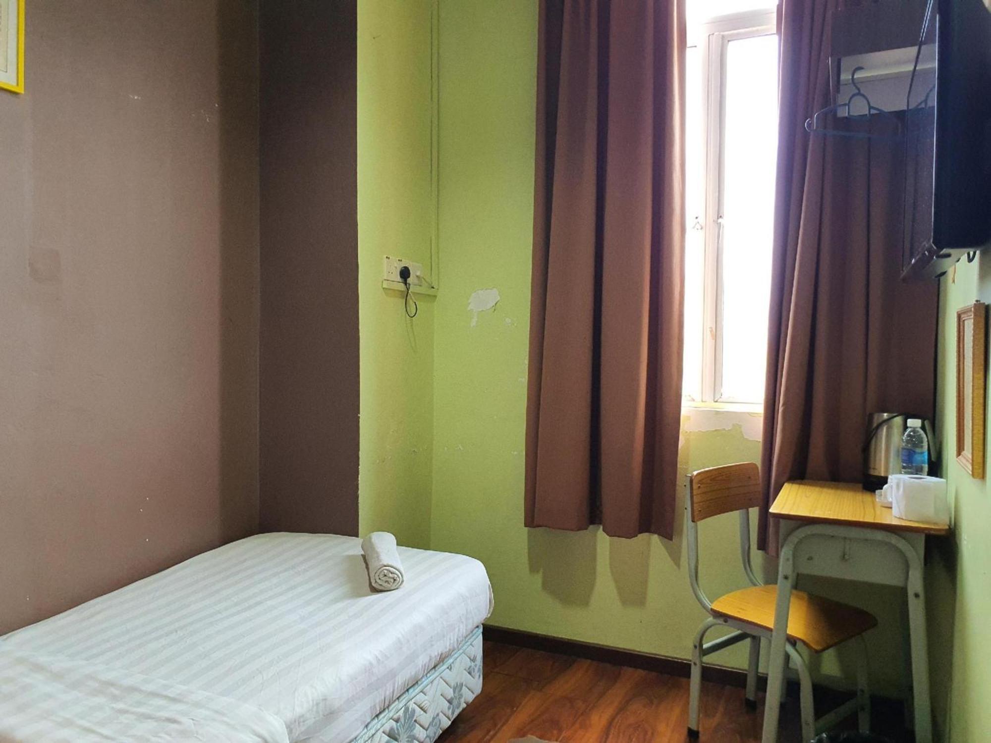 Oyo 90964 Melody 88 Inn Miri Extérieur photo